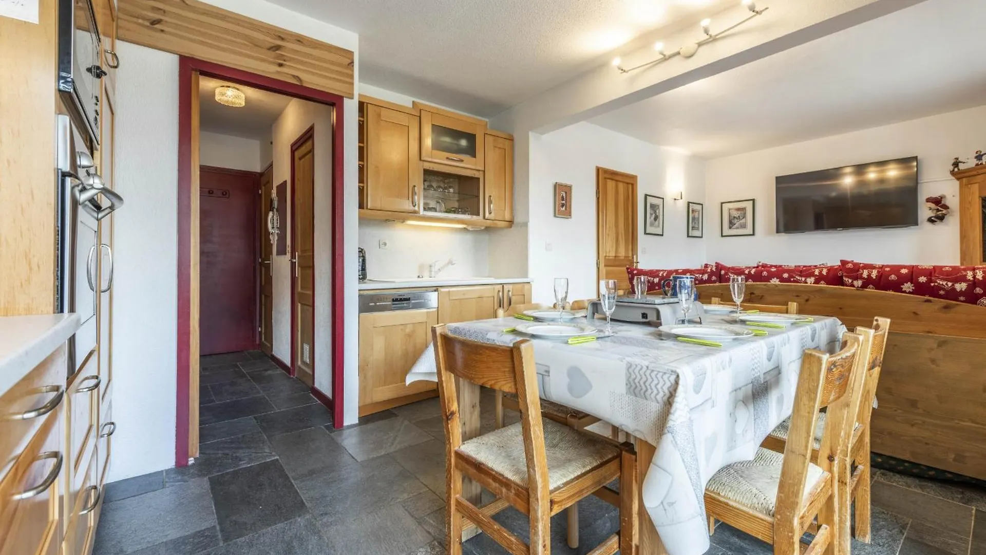 Smartstay - Appartement Cosy Courchevel 1850 0*,  Frankrig